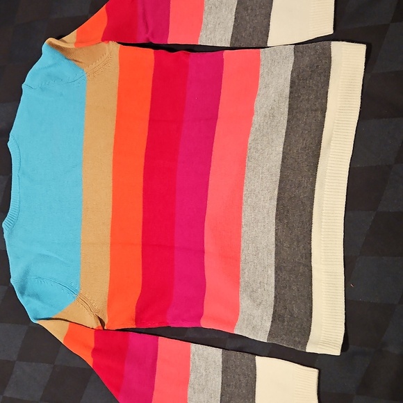 Multi-stripe Sweater With Winter Scene - Picture 5 of 7